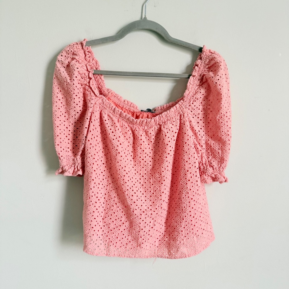Pomander Place Pink Eyelet Puff Sleeve Square Neck Top XS